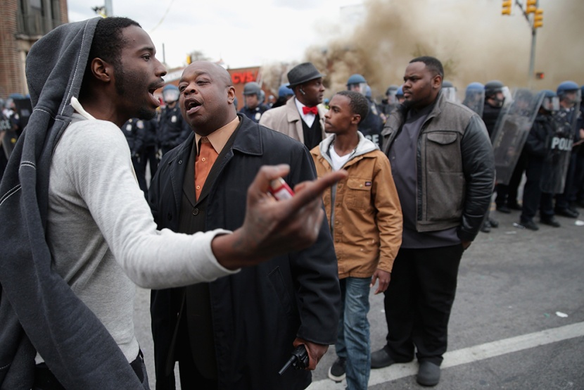 حاكم ولاية ميريلاند يعلن حالة الطوارئ بعد أحداث بالتيمور