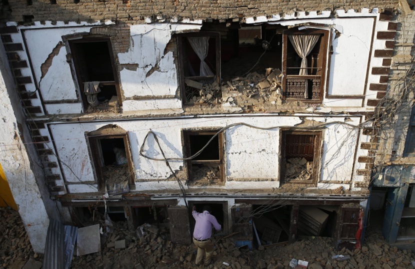 زلزال نيبال : 6621 قتيل .. ولا عثور على ناجين