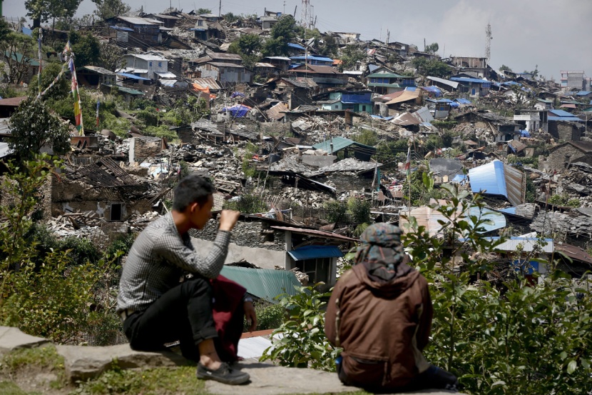 زلزال نيبال العنيف قتل أكثر من 7000 شخص