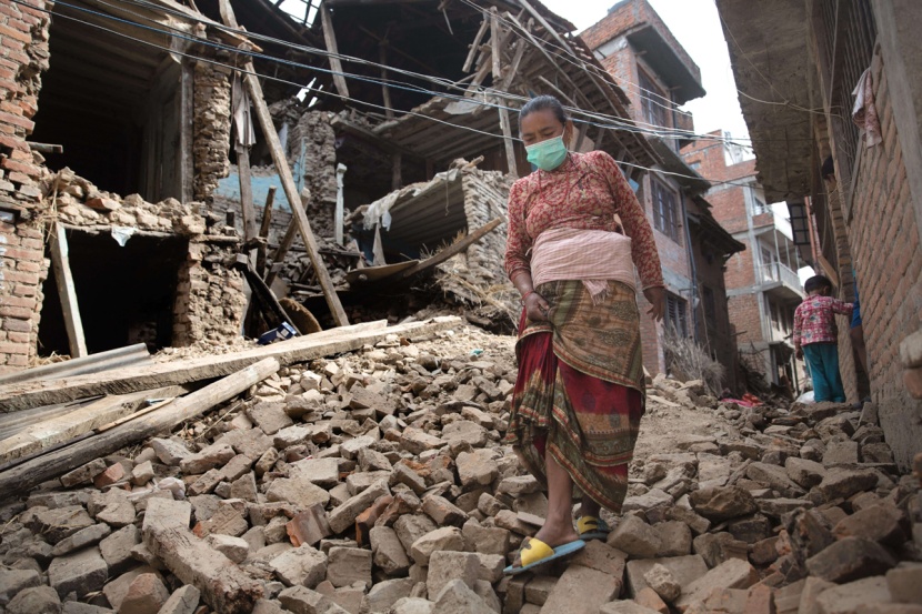 زلزال نيبال العنيف قتل أكثر من 7000 شخص