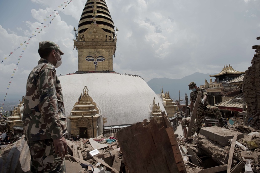 زلزال نيبال العنيف قتل أكثر من 7000 شخص