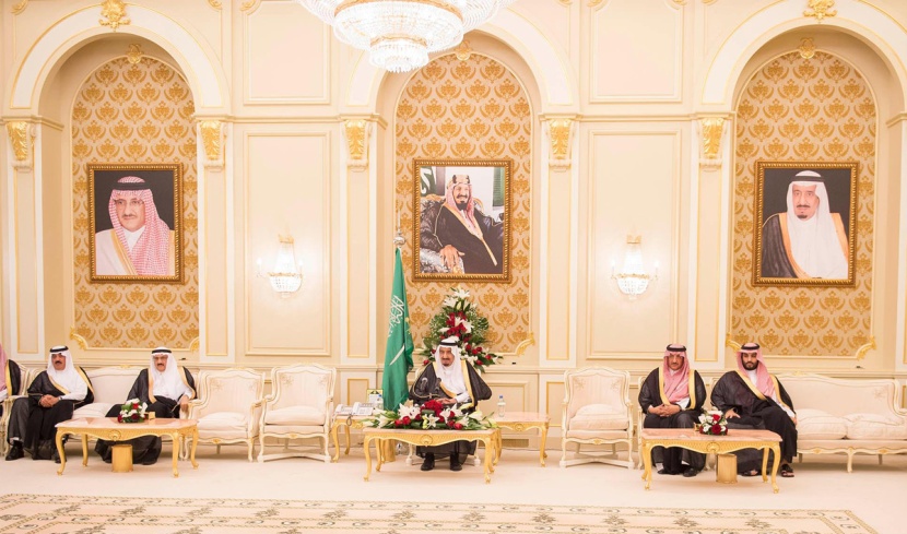 أمام الملك .. الوزراء الجدد يؤدون القسم