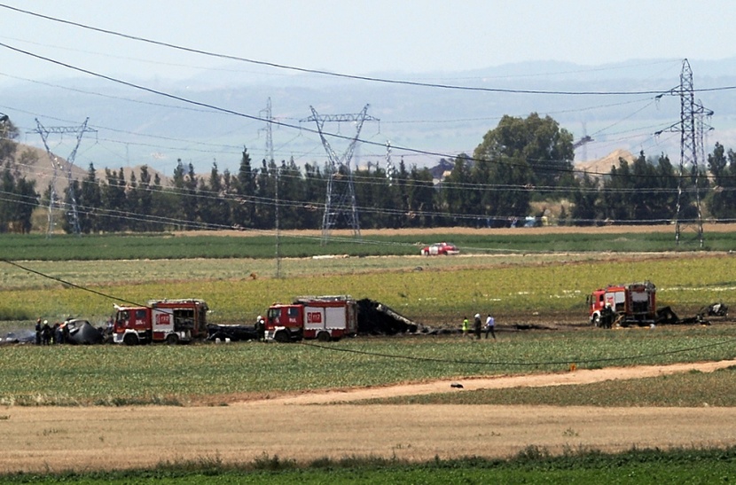 نجاة اثنين من طاقم الطائرة الأسبانية المحطمة