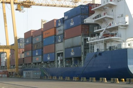 تراجع أسعار الواردات الأمريكية للشهر العاشر