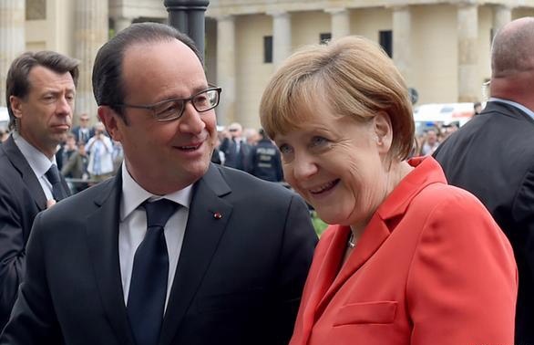 ميركل وأولاند ينفيان تأثر علاقات بلديهما بقضية الاستخبارات الألمانية والأمريكية