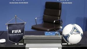 وزيرة العدل الأمريكية: مسؤولو الفيفا المتهمون حولوا اللعبة لـ "مشروع إجرامي"