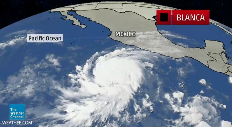 الاعصار بلانكا يضعف قبالة المكسيك ويتجه صوب منتجعات سياحية
