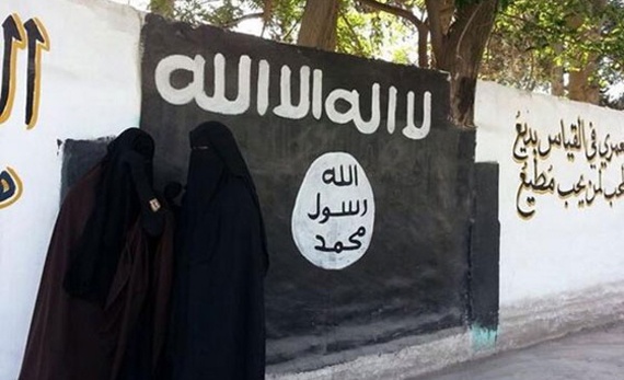 سي إن إن : الجيش الأمريكي يفترض وجود أدوار كبيرة لنساء "داعش"