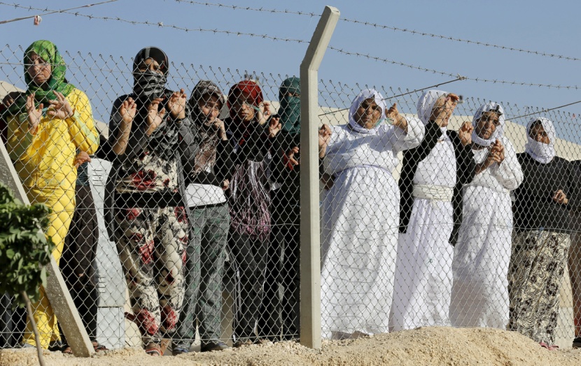 انجلينا جولي : أزمة اللاجئين انفجار للمعاناة الإنسانية