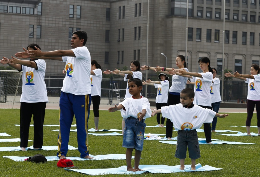 رئيس وزراء الهند يقود الاحتفال باليوم العالمي لليوجا