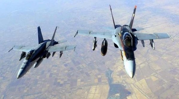 "التحالف الدولي" تشن 18 غارة على مواقع "داعش" في العراق وسوريا