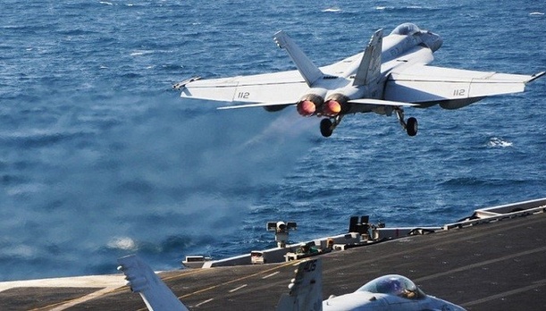 التحالف الدولي تشن 18 غارة على مواقع لتنظيم داعش  في العراق وسوريا