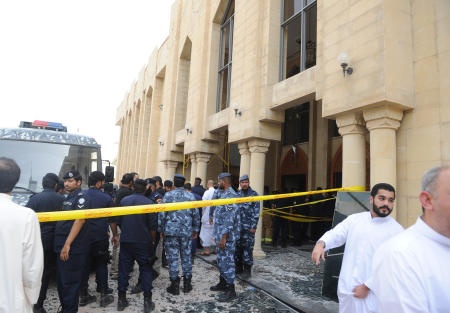 الكويت: مقتل 27 وإصابة 227 في انفجار مسجد الصادق