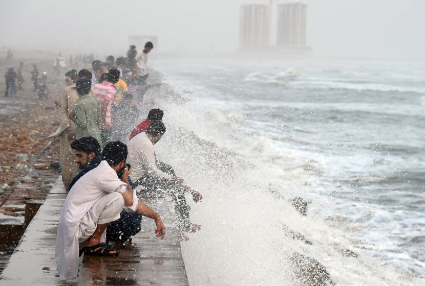موجة الحر في باكستان تقتل 1130 شخصا