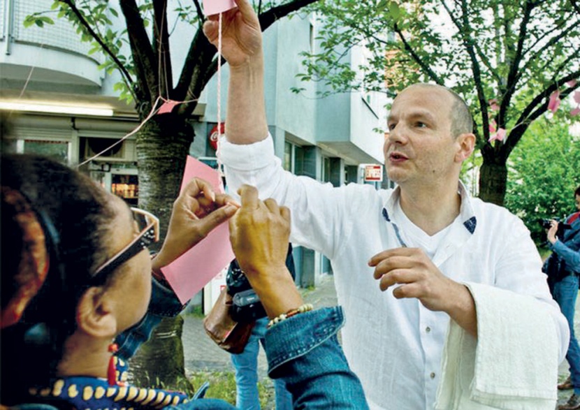 حيث بلاد «اللبن والعسل».. حكايات الهجرة وأمنيات اللجوء