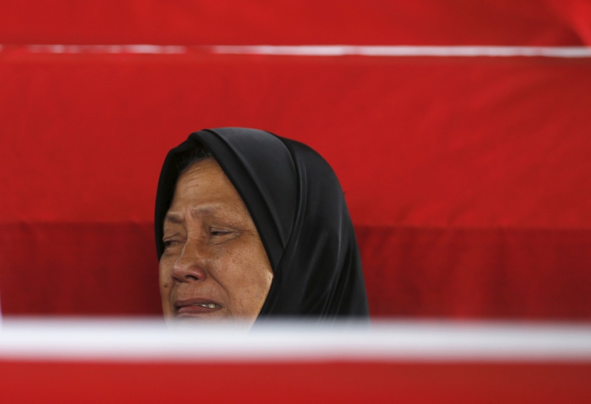 اندونيسيا : أكثر من 140 قتيلا في تحطم الطائرة العسكرية