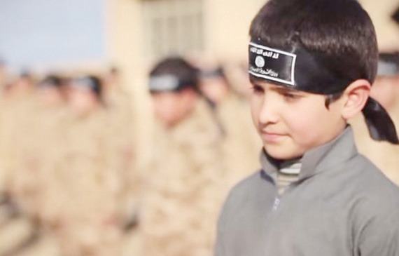 «داعش» على خطى «حزب الله» في عسكرة الإرهاب وتنميته