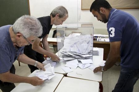 اليونان تقول لا لـ "أوروبا".. وقمة لمنطقة اليورو الثلاثاء