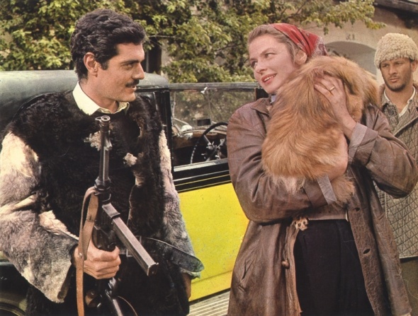 قصة مصورة: أهم الأحداث التي عاشها الفنان الراحل عمر الشريف في عالم السينما