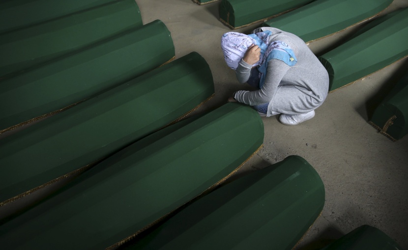 قصة مصورة: البوسنة تستعد لدفن 136 من ضحايا "مجزرة سريبرينيتسا"