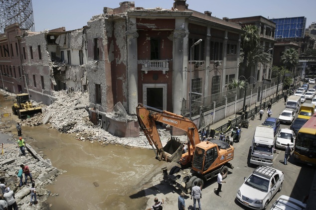 "داعش" يتبنى الهجوم على القنصلية الإيطالية في القاهرة