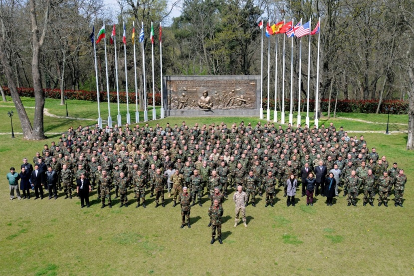 للتصدي لداعش.. الحلف الأطلسي يجري أكبر مناورات منذ 13 عاما