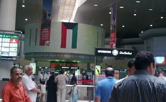 مسؤول كويتي : قاعدة بيانات فورية لكل من يدخل للبلاد