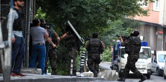 توقيف 251 شخصا في حملة المداهمات في اسطنبول