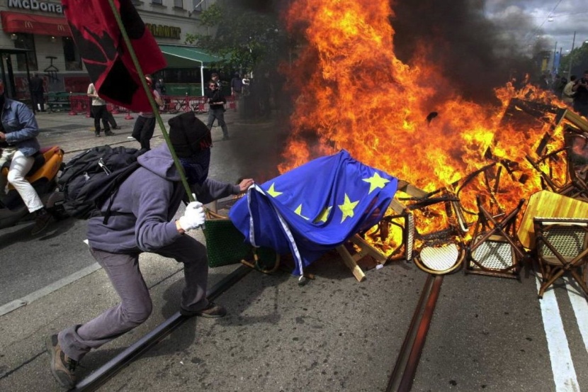 دراسة: تراجع ثقة الأوروبيين بالنظام الديمقراطي