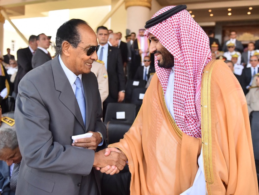 بحضور الرئيس المصري..ولي ولي العهد يشهد حفل تخريج الكليات والمعاهد العسكرية بالكلية الحربية المصرية