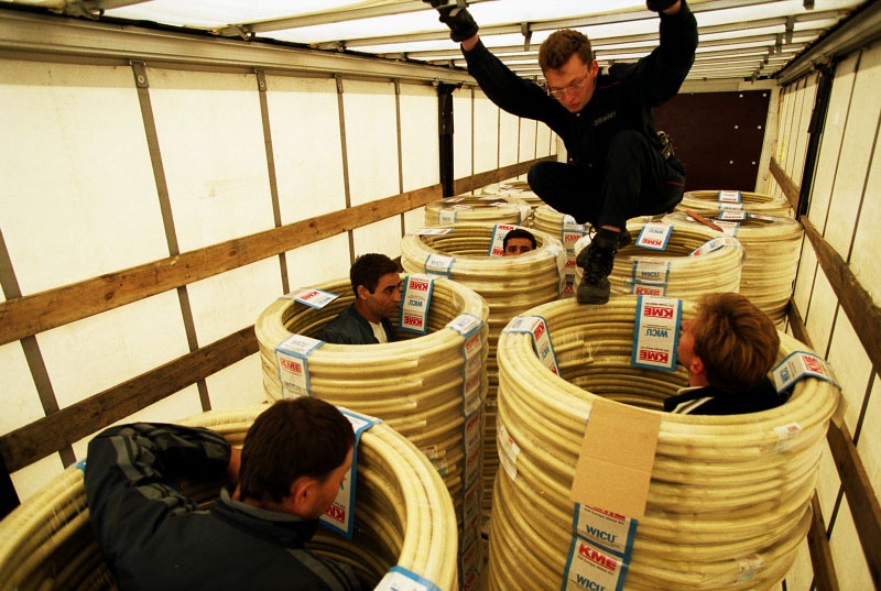 عزم بريطاني لمطالبة ملاك العقارات بطرد المهاجرين غير الشرعيين