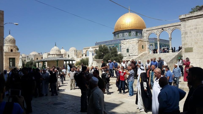 ضرب سائح فرنسي حاول رفع علم الاحتلال الصهيوني في المسجد الأقصى