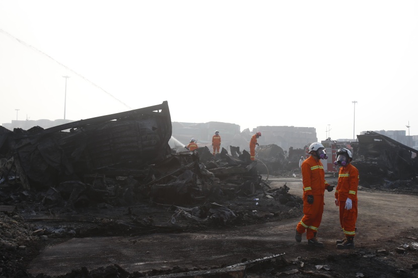 قصة مصورة: ارتفاع حصيلة قتلى انفجارات مدينة تيانجين الصينية إلى 104 شخصاً