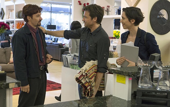 فيلم "ستريت أوتا كمتن" يتصدر إيرادات السينما