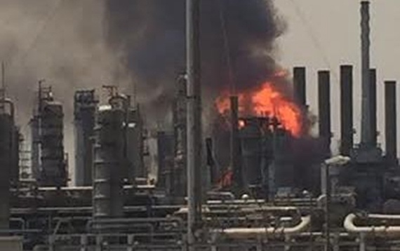 انفجار يوقف إنتاج 200 ألف برميل يوميا في مصفاة الشعيبية