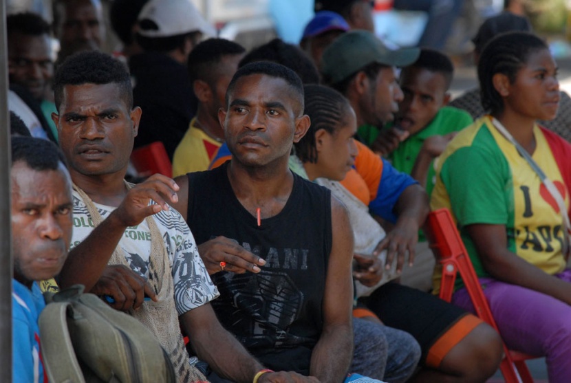 قصة مصورة: العثور على جميع جثث ضحايا الطائرة المنكوبة في إندونيسيا