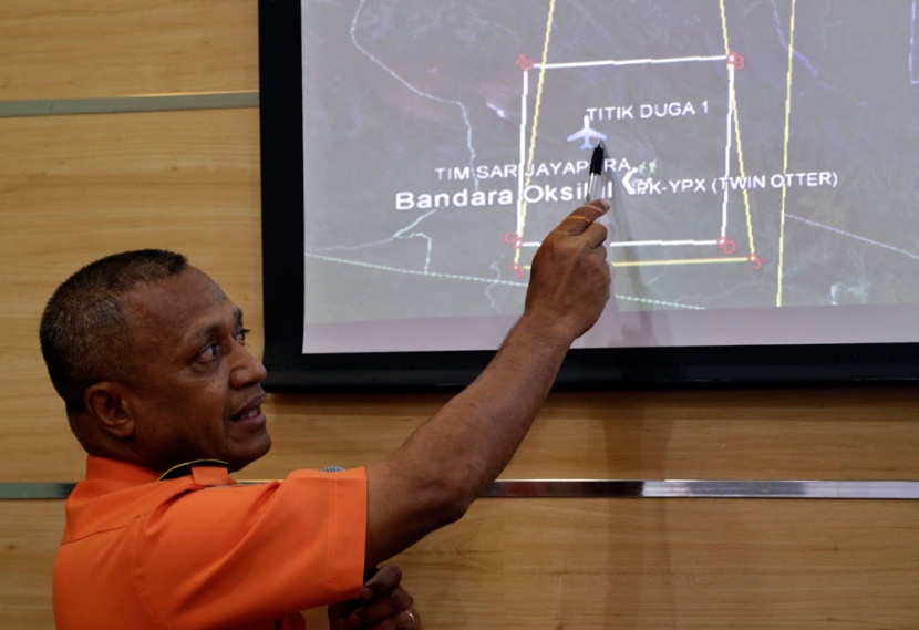 قصة مصورة: العثور على جميع جثث ضحايا الطائرة المنكوبة في إندونيسيا