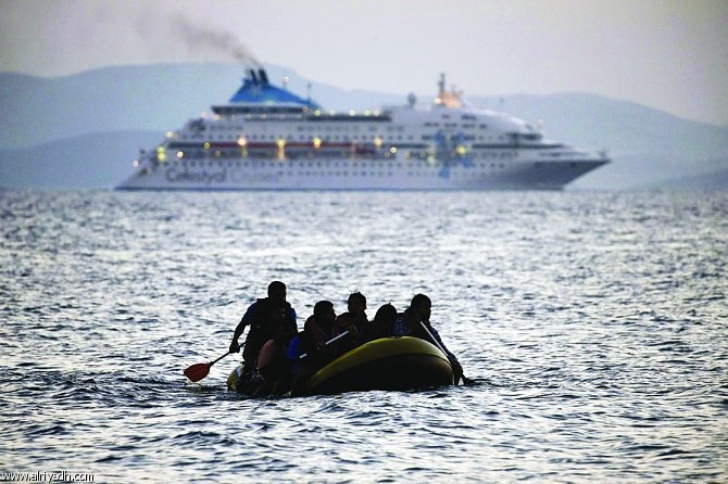 وصول عبارة تقل مهاجرين سوريين إلى اليونان