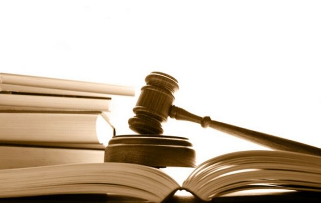 قاضية تأمر الحكومة الأمريكية بسرعة الإفراج عن أطفال مهاجرين محتجزين