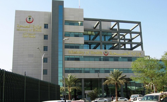 "الصحة" : 65 حالة مصابة بـ "كورونا" لا تزال تتلقى العلاج