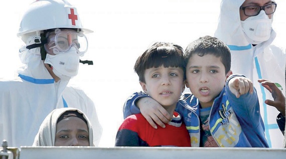 سياسات أوروبا المنقسمة تستقطب «الموت» لأراضيها على قوارب المهاجرين