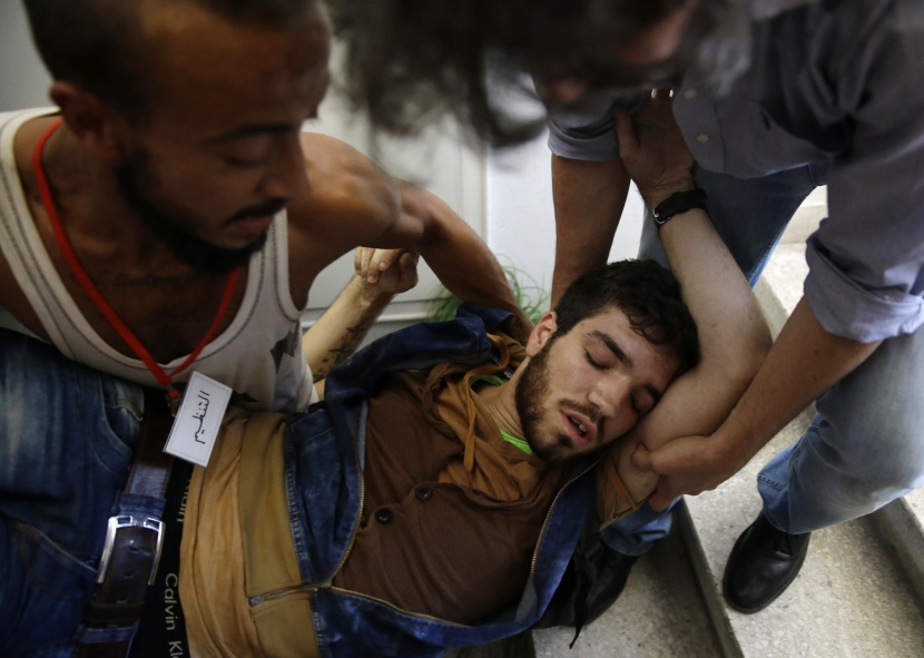 قصة مصورة : تصعيد حملة "طلعت ريحتكم" في لبنان