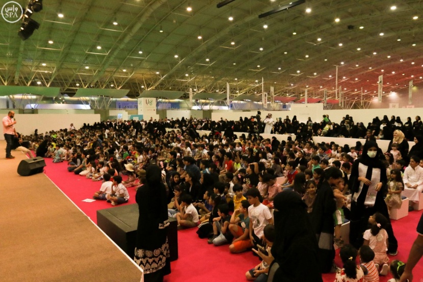 قصة مصورة : 60 ألف زائر لـ "حكايا" تمهد الطريق لنسخة ثانية