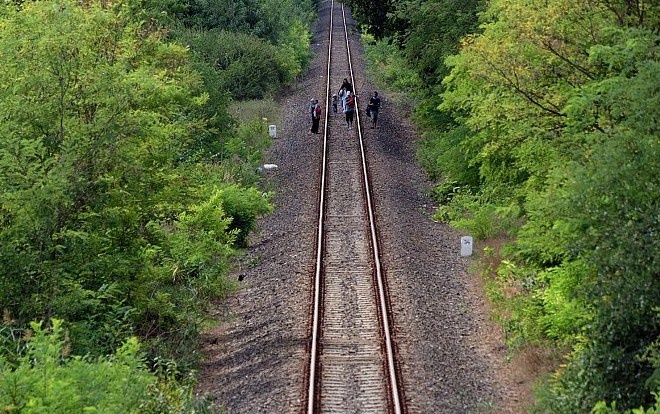 النمسا تنقل نحو 13 ألف لاجئ باتجاه ألمانيا