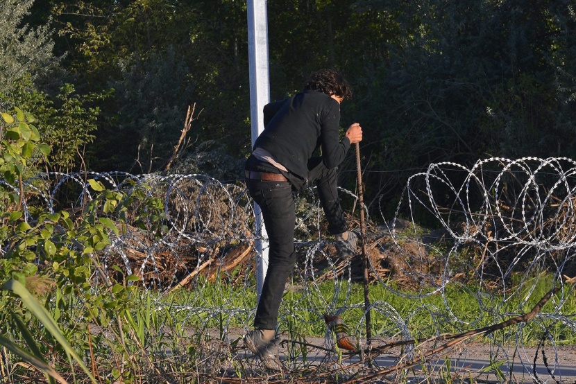 قصة مصورة : حلم الحياة يراود آلاف السوريين قبل رحلة الوصول إلى أوروبا