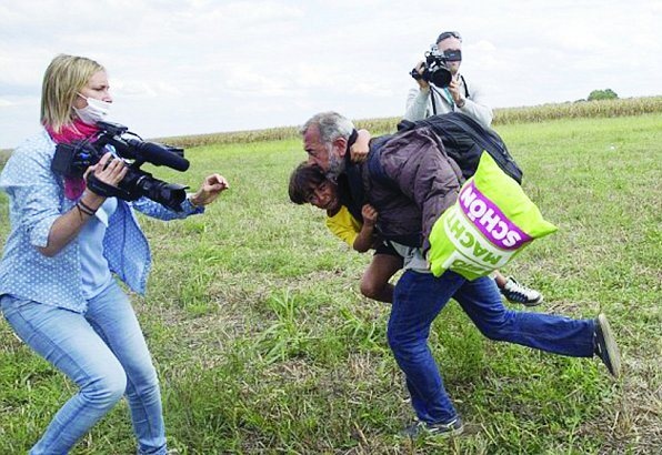 المصورة المجرية تخضع للتحقيق