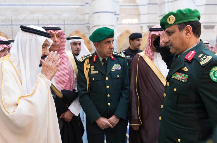 خادم الحرمين الشريفين يصل إلى جدة