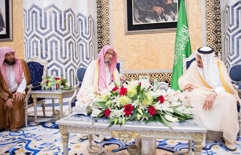 خادم الحرمين الشريفين يصل إلى جدة