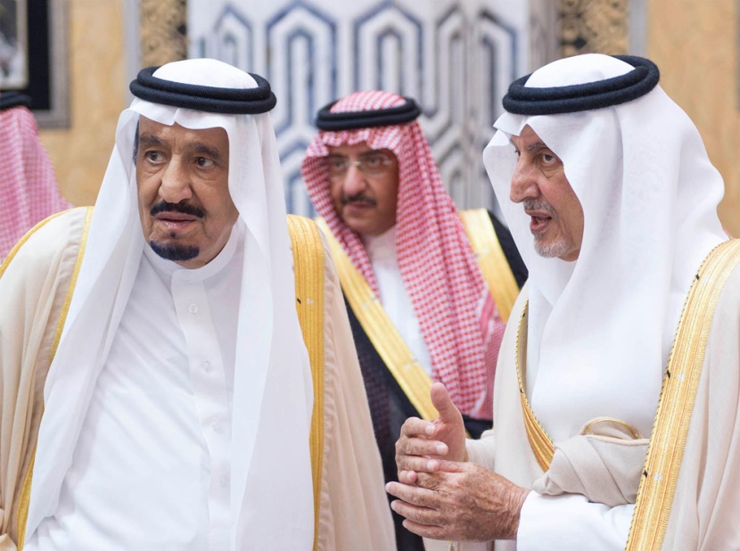 خادم الحرمين الشريفين يصل إلى جدة