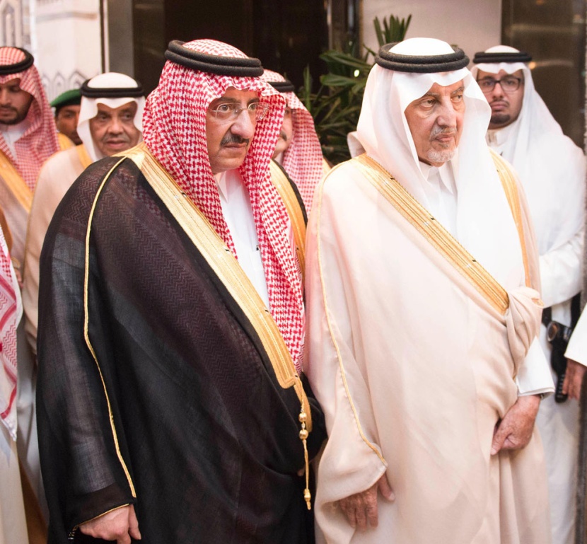 خادم الحرمين الشريفين يصل إلى جدة